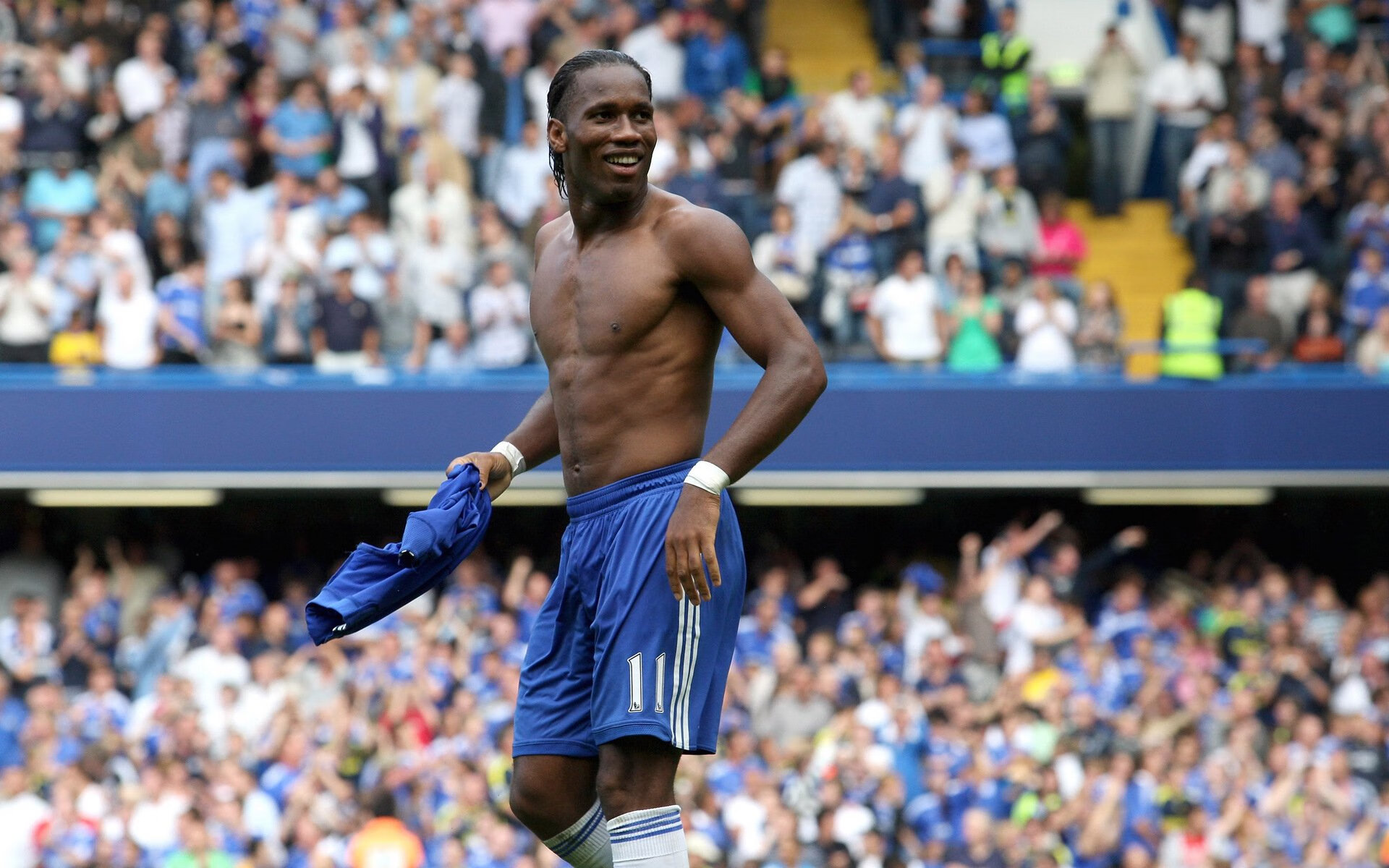 伊朗马术协会授予阿里·巴赫蒂亚里“年度最佳障碍赛骑手”称号。